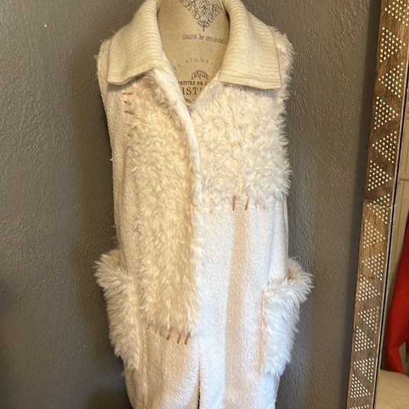 Anthropologie | Saturday Sunday Sherpa Vest - Picture 2 of 12